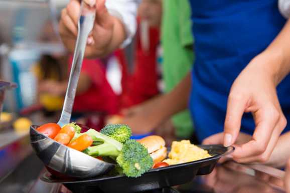 Mulheres Mil: inscrições no curso Agente de Alimentação Escolar são prorrogadas até 4 de agosto