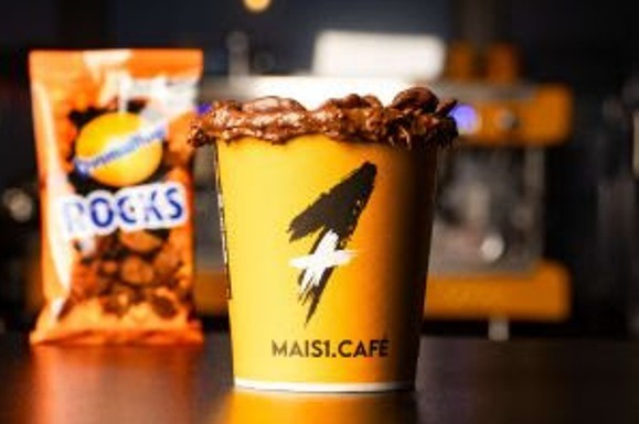 Coberto de sabor e crocância, Mais1.Café lança Cappuccino Ovomaltine® Rocks em Roraima