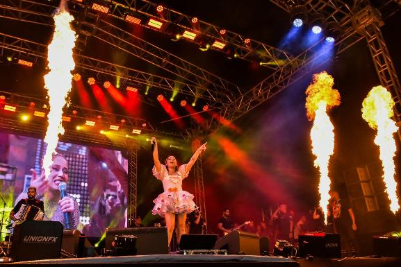 Recorde de público: mais de 80 mil pessoas prestigiaram Marília Tavares no Parque Anauá