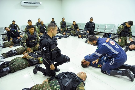 Batedores do Exército Brasileiro participam de treinamento ofertado pelo SAMU-BV
