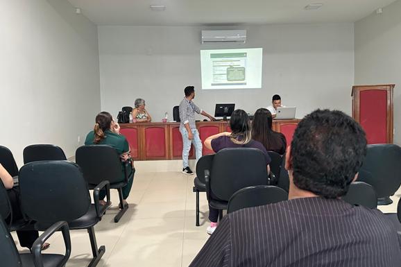 Médicos e enfermeiros são treinados sobre novo sistema de informação