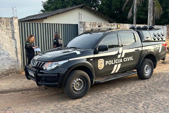 PCRR realiza buscas na casa de servidor público condenado por peculato