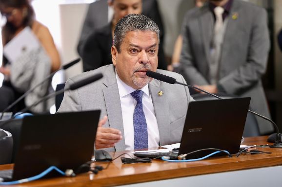 Responsabilidade: senador Dr. Hiran defende mais compromisso na formação médica no Brasil