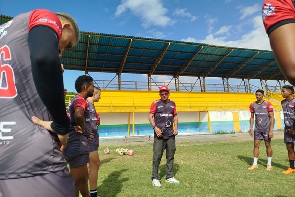 Baré apresenta elenco para o Campeonato Roraimense neste sábado